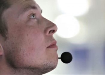 Elon Musk Offers to Buy 100% of Twitter, Calls it ‘Best and Final Offer’