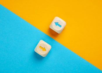 Bitcoin, Ethereum Fees Move in Opposite Directions as ETH Becomes Inflationary Again