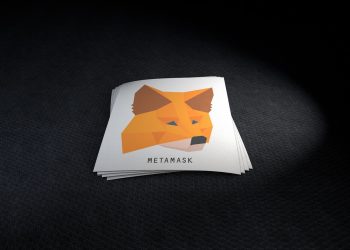 MetaMask Issues Warning About Phishing Attacks Via iCloud After a User Lost USD 650K