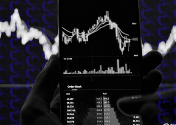 Crypto Traders Rotate Into Select Altcoins as Bitcoin Stalls