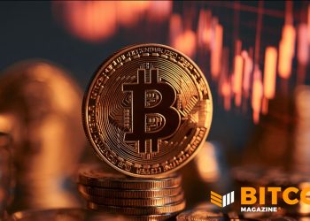 Bitcoin Investors Buy Nearly $1B In BTC ETFs